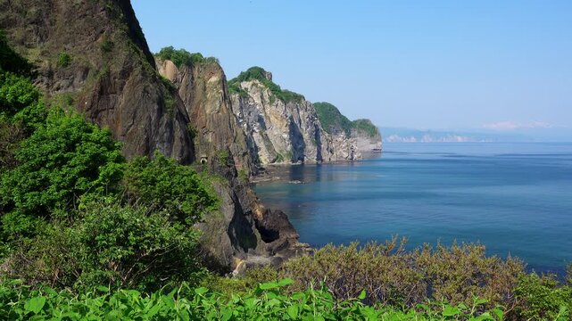 オタモイ海岸と日本海