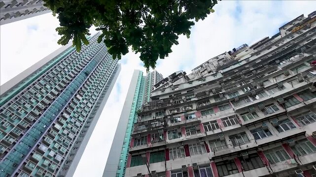 今も残る歴史ある香港スタイルの高層住宅
