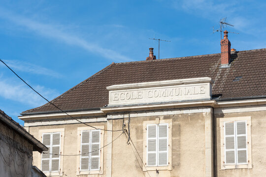 &Eacute;cole communale de Poligny