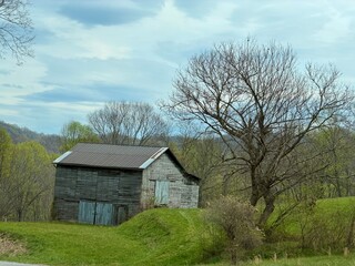 Old Barn © Cathy Donohoue