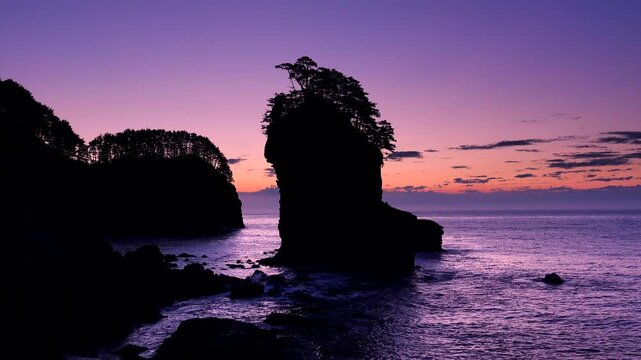 三王岩の朝と海
