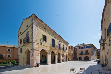 Fototapeta premium Altafulla town hall building in historic square
