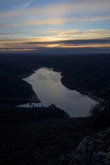 Monfrague reservoir sunset © MiguelA