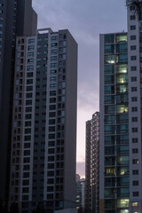 Fototapeta premium skyscrapers at night