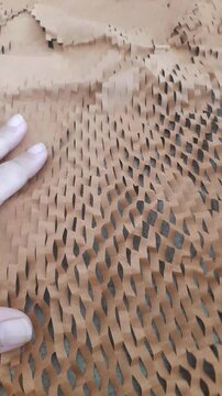 Honeycomb kraft paper eco-friendly packaging	
