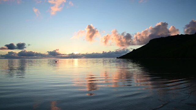 夜明けの新城海岸　沖縄　宮古島市