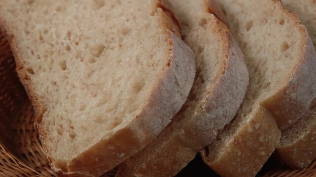 The bread is sliced ​​into chowdough pieces.