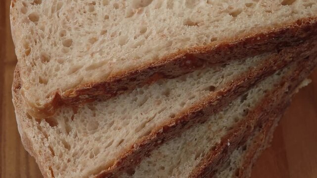 The bread is sliced ​​into chowdough pieces.