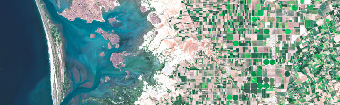 Greeley fields, US, Circular pivot irrigation fields