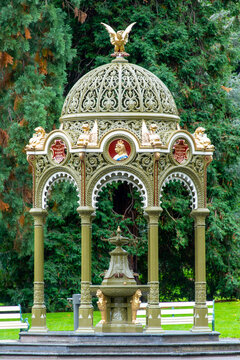 Historic Children&rsquo;s Jubilee Drinking Fountain in City Park - Launceston - Tasmania
