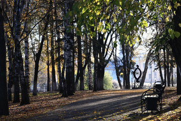 Fototapeta premium autumn park, nature landscape, trees in a seasonal background