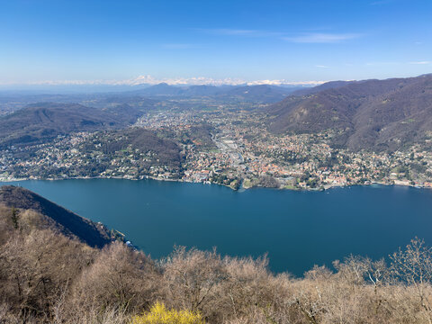 Panoramic view of Lake Como from the Volta Lighthouse lookout in Brunate.