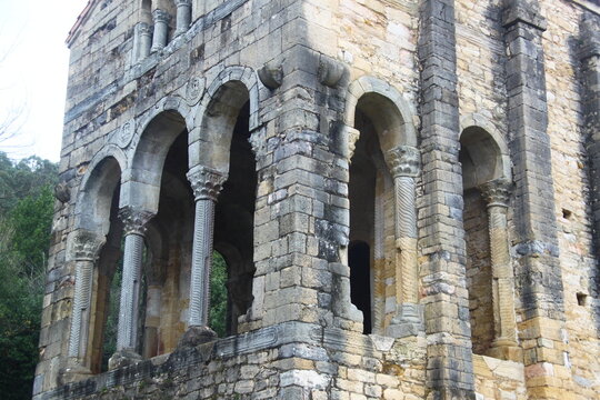 iglesia de santa maria del naranco
