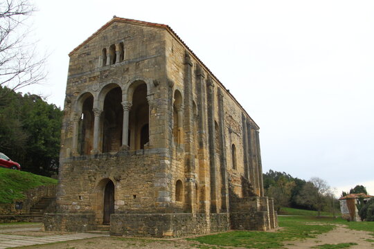 Iglesia de Santa Maria del Naranco