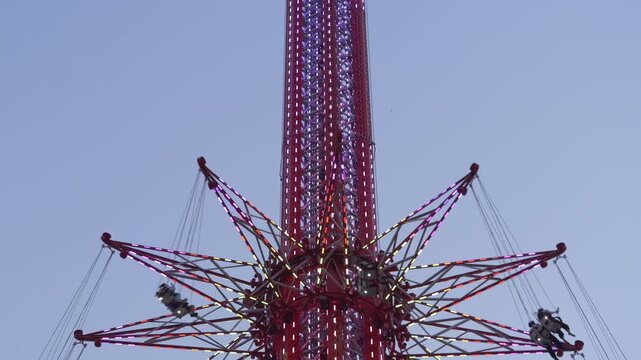 SkyFlyer Ride - Vertical Swing Ride At Asiatique The Riverfront In Bangkok, Thailand. - static shot