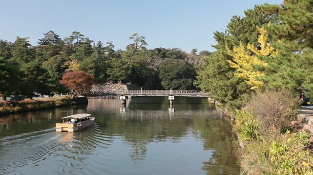 秋の松江城堀川舟めぐり