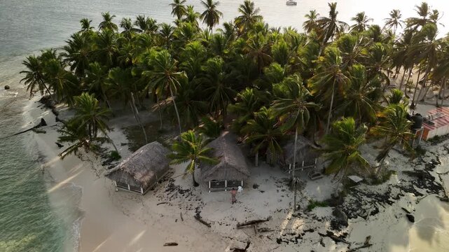 Aerial photograph of the beaches and island of San Blas in Panama, palm trees, clear waters and white sands, Guna Yala