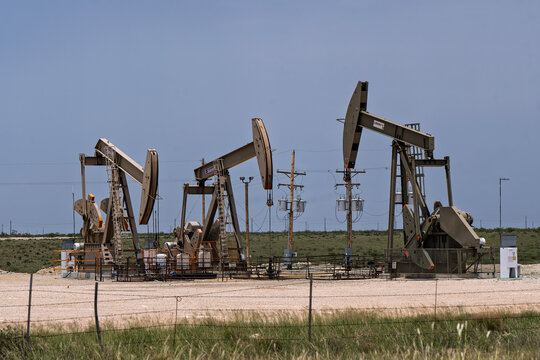 Crude oil pump jack operating in the Permian Basin in South Eastern New Mexico