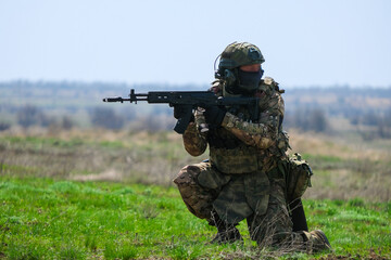 Fototapeta premium Modern Russian soldiers during training at the training ground