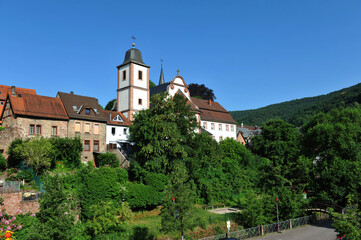 Obraz premium Herz-Jesu-Kirche in Neckarsteinach