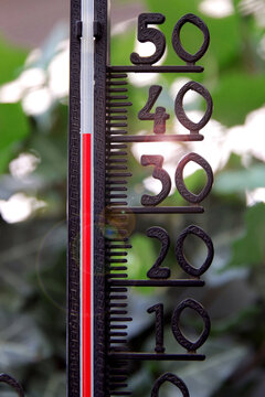heisse vierzig grad im schatten