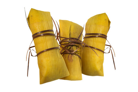Kit com tr&ecirc;s pamonhas tradicionais enroladas com palha e no sabugo do milho