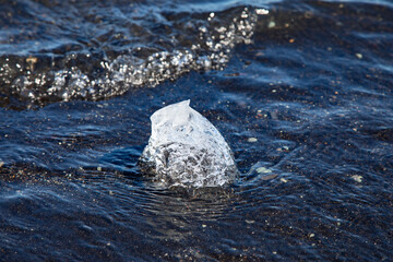 Jokulsarlon lagoon © swisshippo