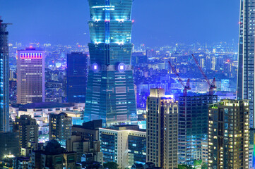 Fototapeta premium 台湾にある台北のとても美しい街並み夜景A beautiful night view of Taipei, Taiwan