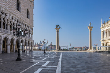 San Marco Plaza in the morning © catalinlazar