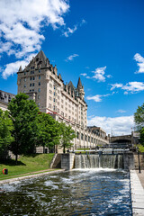Obraz premium View of Fairmont Chateau Laurier and the Rideau Canal Locks.