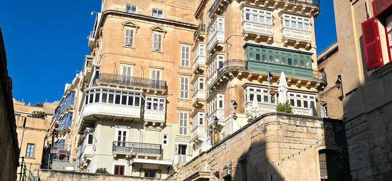 Gallarija Maltija, the Maltese "bow window" in Valletta, Malta island