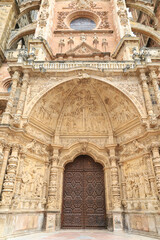 Obraz premium Main entrance to The Cathedral of Saint Mary in Astorga city, Leon