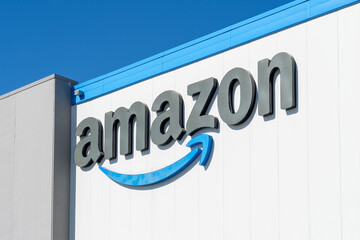 Fototapeta premium Toronto, Canada - June 27, 2026: Closeup Amazon logo on the exterior of a building. Toronto, Canada. American multinational technology company. 
