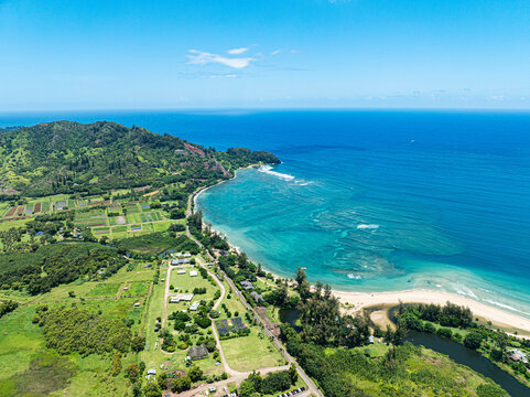The island of Kaua'i of Hawaii. Clear blue water of Hanalei Beach. 