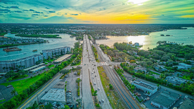 aerial view of ALT A1A roadway from Jupiter to Tequesta