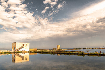 Lo spettacolo multicolore delle saline di Trapani, tra cielo, terra, sole e mare © alessandrogiam