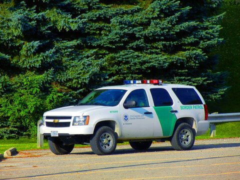 Border patrol vechile guarding american canadian border at port huron michigan. 07.01.26