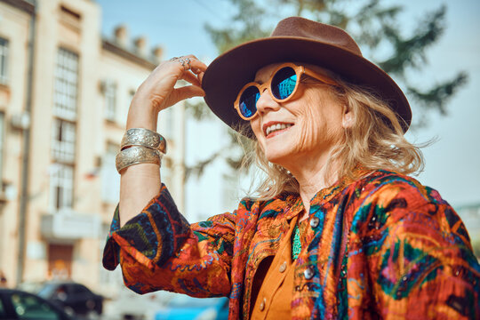 Radiant Senior Fashion