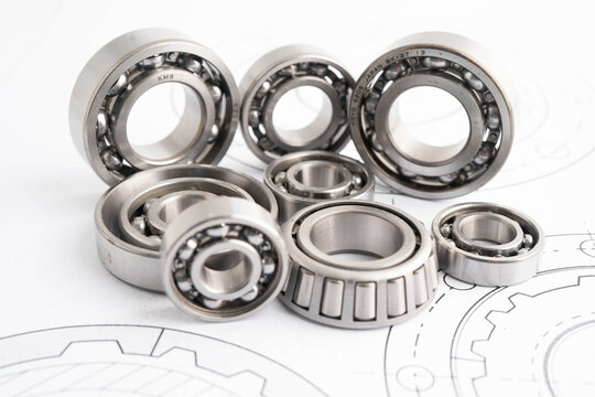 Ball bering circular joint machine component.