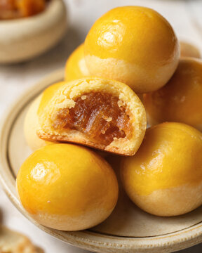 Nastar Pineapple Tart Cookies with Pineapple Jam Filling