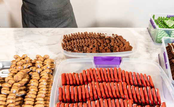 Arranging Holiday Gingerbread Cookies for Festive Packaging