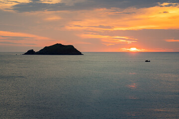 Fototapeta premium Sunset over sea at Eo Gio Quy Nhon, Gia Lai, Vietnam