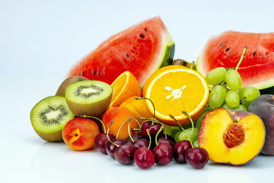 Alimentazione sana per benessere con frutta di stagione