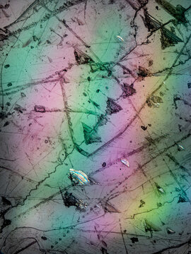Microscopic crystal structure of Iceland spar with subtle optical colors