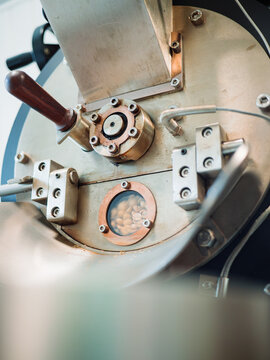 Small coffee roaster