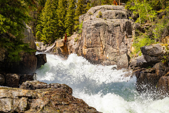 Lake Creek Along Beartooth Highway