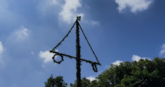 midsummer pole in Sweden