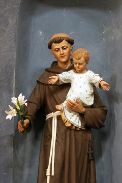 Saint Anthony of Padua, statue in the parish church of Saint Martin in Vrsar, Croatia