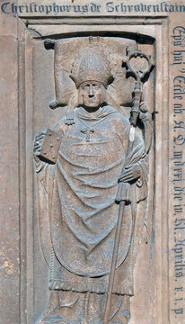 A memorial tablet on the portal of the Cathedral of Santa Maria Assunta and San Cassiano in Bressanone, Italy
