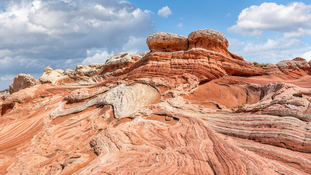 Hike out to The Wave - Coyote Buttes North - Paria Canyon - Vermilion Cliffs Wilderness on the Arizona and Utah border